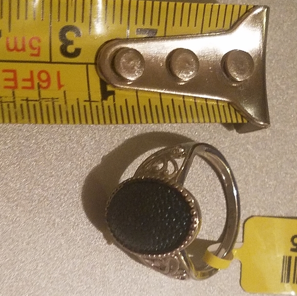 Sterling Silver 925 Ring - Picture 7 of 8